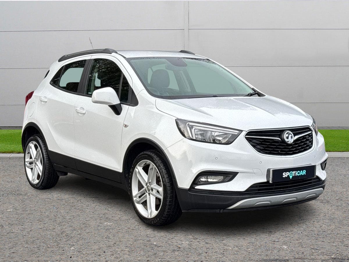 White Vauxhall Mokka X 1.6i Design Nav Euro 6 (s/s) 5dr 2017