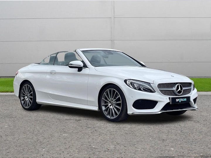 White Mercedes-Benz C Class 2.1 C220d AMG Line Cabriolet G-tronic+ Euro 6 (s/s) 2dr 2017