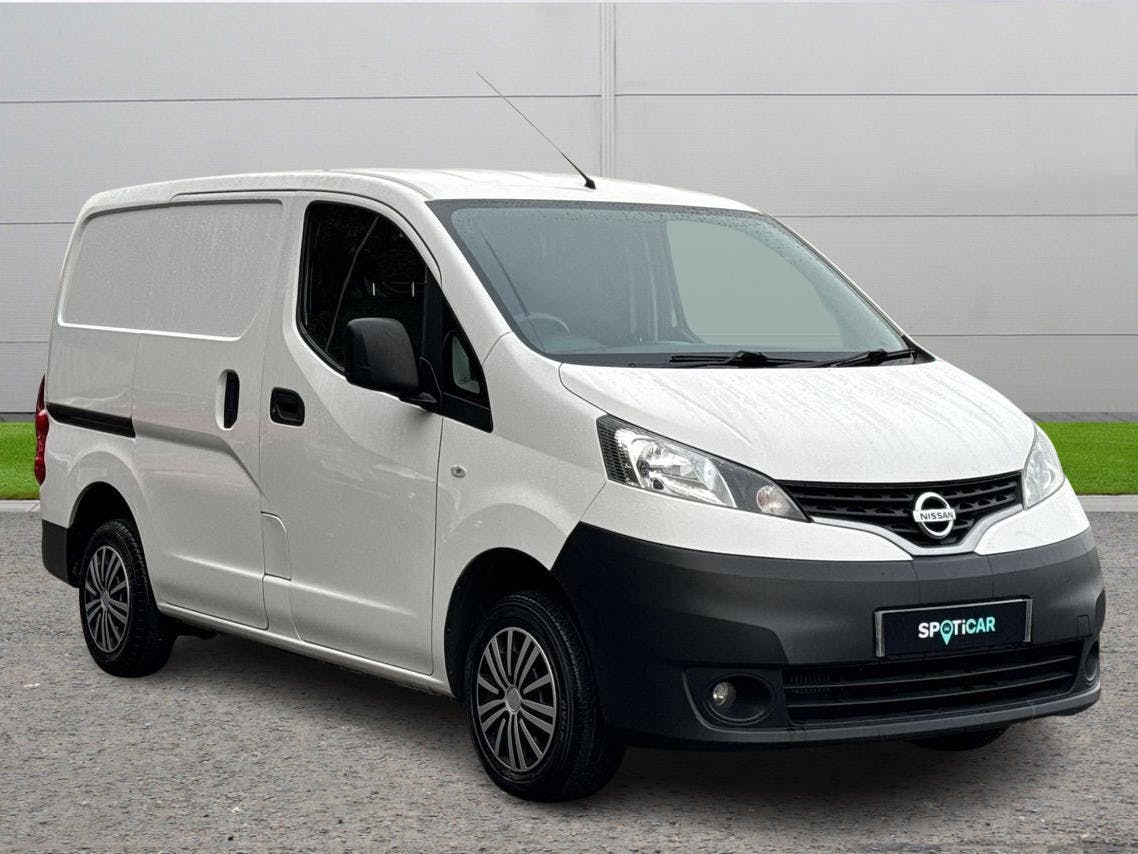 White Nissan Nv200 1.5 DCi Acenta SWB Euro 6 6dr 2018