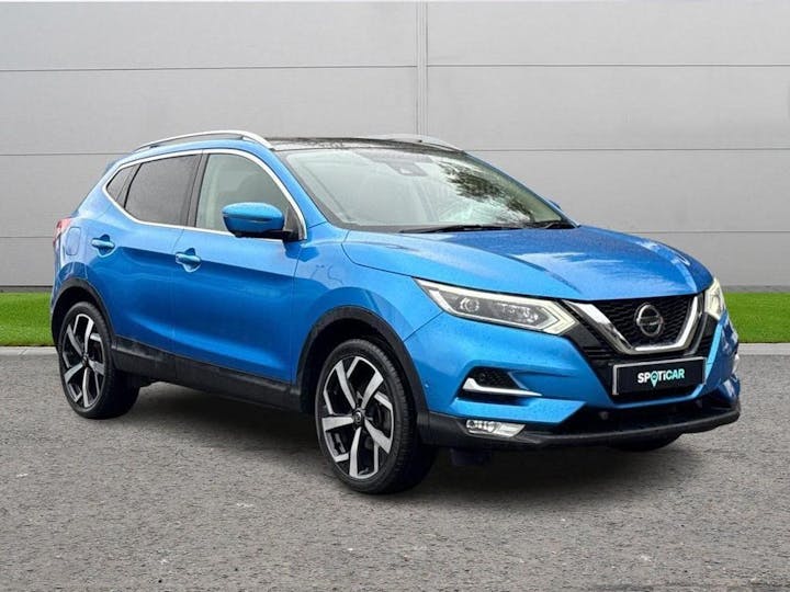 Blue Nissan Qashqai 1.2 Dig-t Tekna Euro 6 (s/s) 5dr 2018