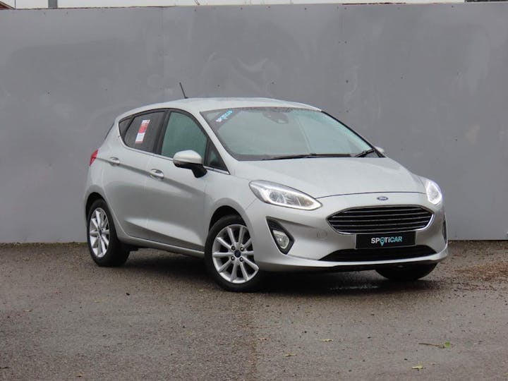 Silver Ford Fiesta 1.0t Ecoboost Titanium Euro 6 (s/s) 5dr 2019