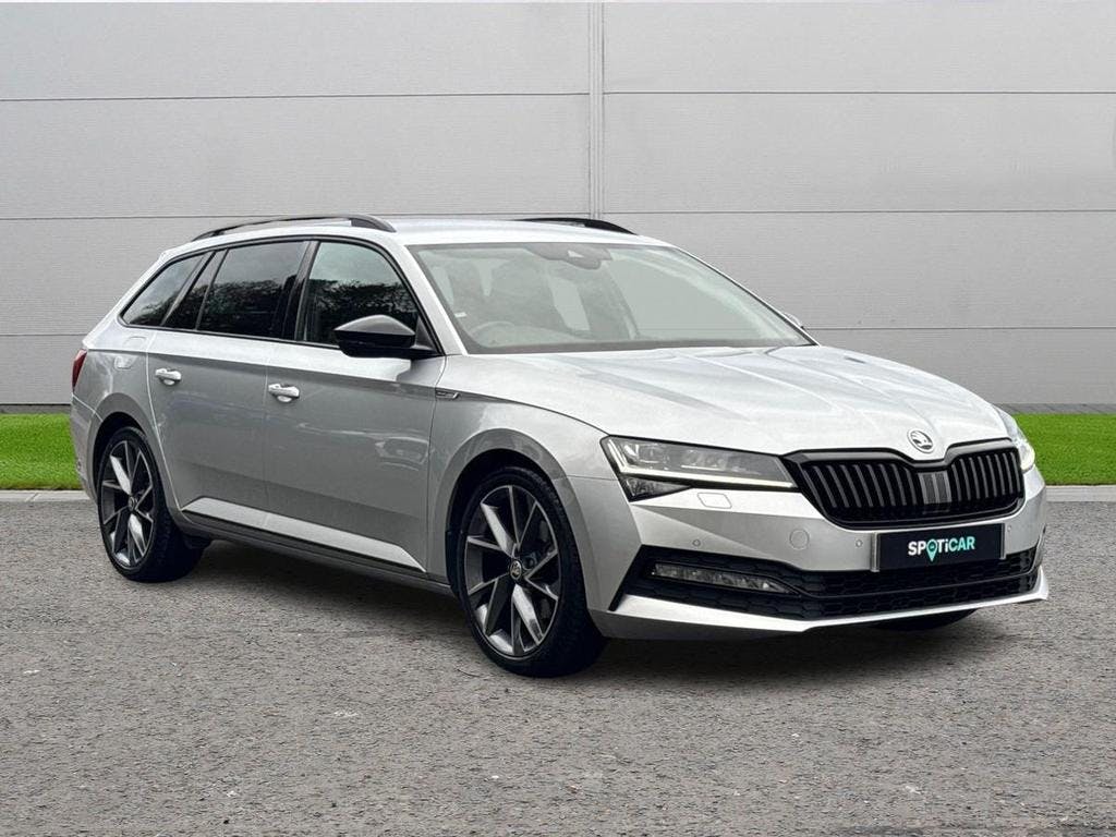 Silver ŠKODA Superb 1.5 TSI Act Sportline Plus DSG Euro 6 (s/s) 5dr 2019