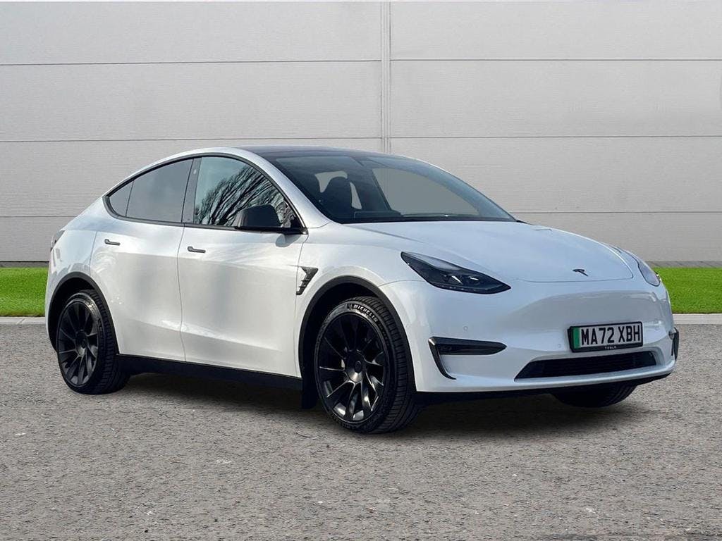 White Tesla Model Y (dual Motor) Long Range Auto 4wde 5dr 2022