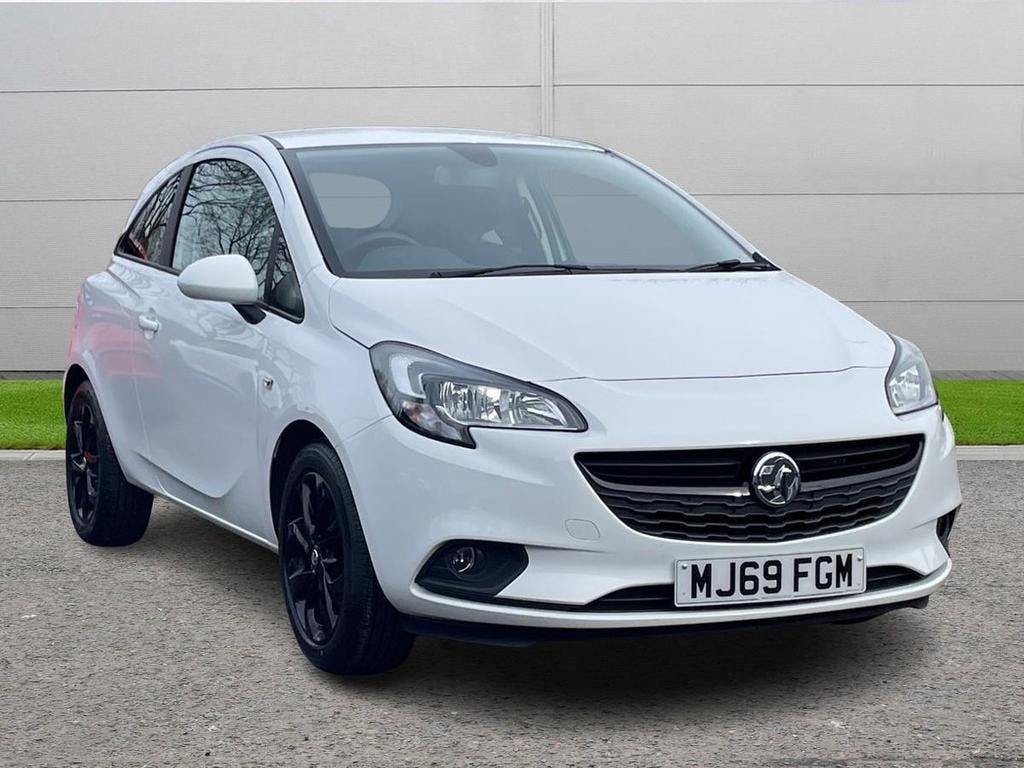 White Vauxhall Corsa 1.4i Ecotec Griffin Euro 6 3dr 2019