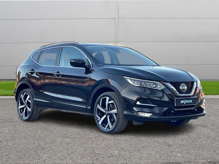 Black Nissan Qashqai 1.5 DCi Tekna Euro 6 (s/s) 5dr 2019