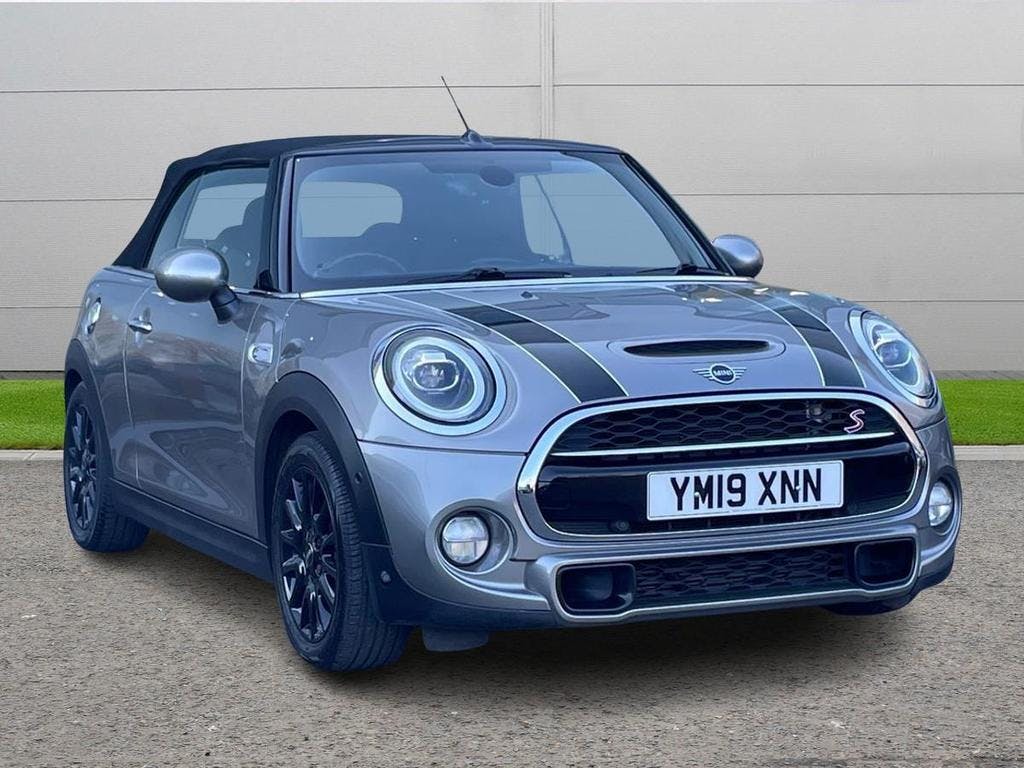 Silver MINI Convertible 2.0 Cooper S Classic Steptronic Euro 6 (s/s) 2dr 2019