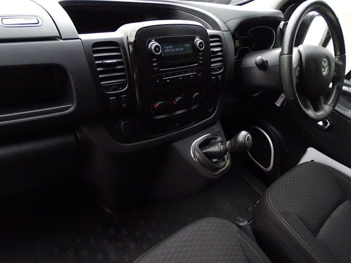 Grey Vauxhall Vivaro 1.6 CDTi 2700 Sportive L1 H1 Euro 6 5dr 2017