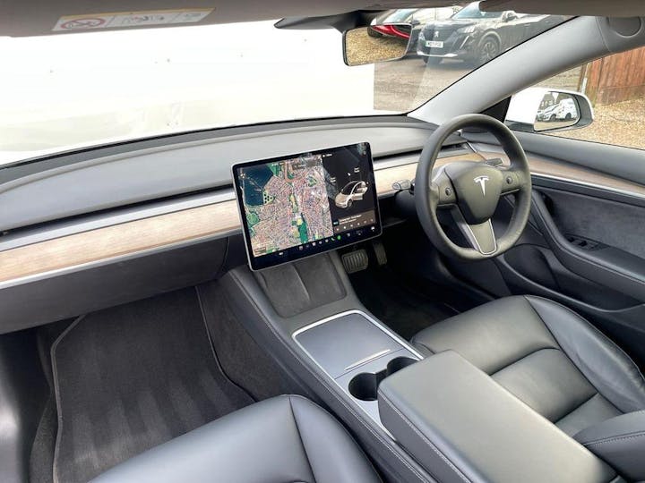 White Tesla Model 3 Standard Range Plus Auto Rwd 4dr 2021