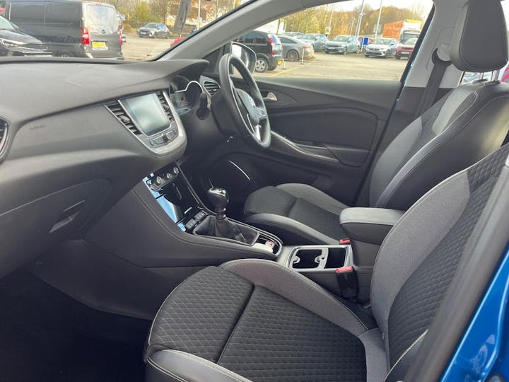 Blue Vauxhall Grandland X 1.2 Turbo Sport Nav Euro 6 (s/s) 5dr 2019