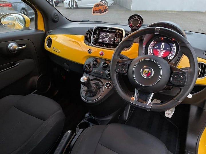 Yellow Abarth 595 1.4 T-jet 70th Euro 6 3dr 2019