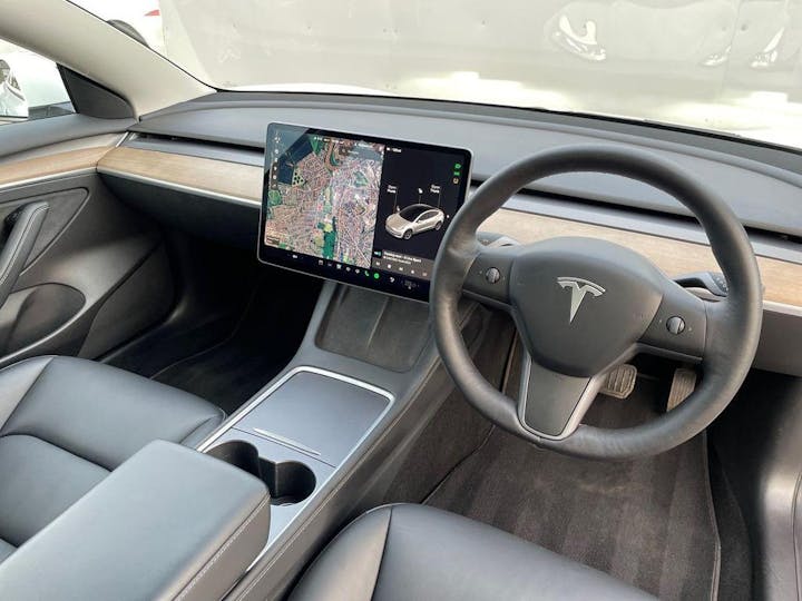 White Tesla Model 3 Standard Range Plus Auto Rwd 4dr 2021