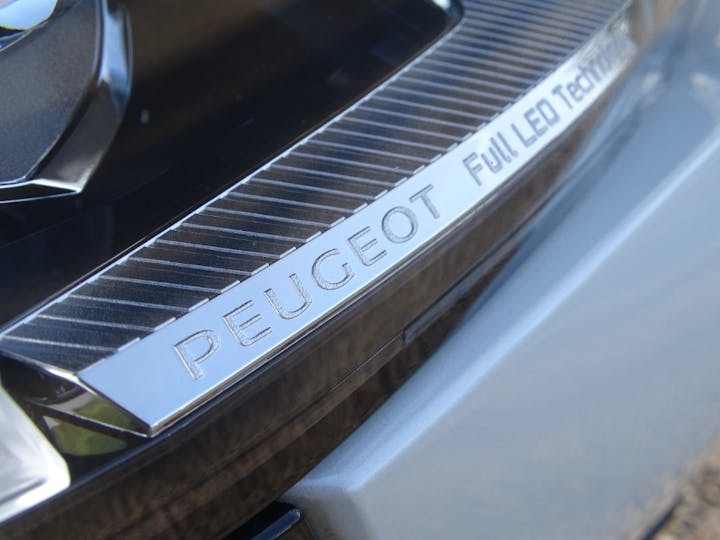 White Peugeot 508 Bluehdi S/S SW GT Line 2021