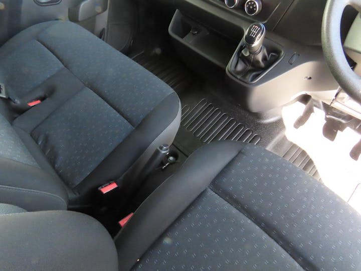 Silver Vauxhall Movano 2.3 CDTi 3500 Biturbo Edition FWD L3 Medium Roof Euro 6 5dr 2020