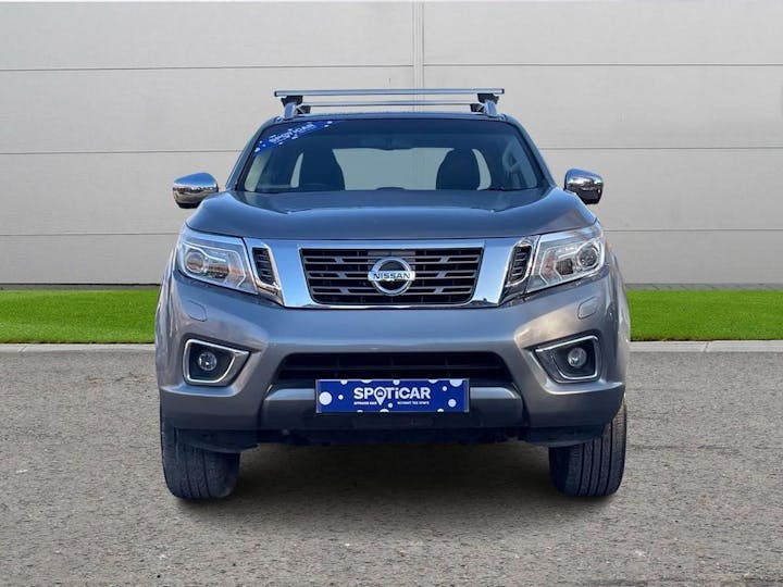 Grey Nissan Navara 2.3 DCi Tekna 4wd Euro 6 (s/s) 4dr 2018