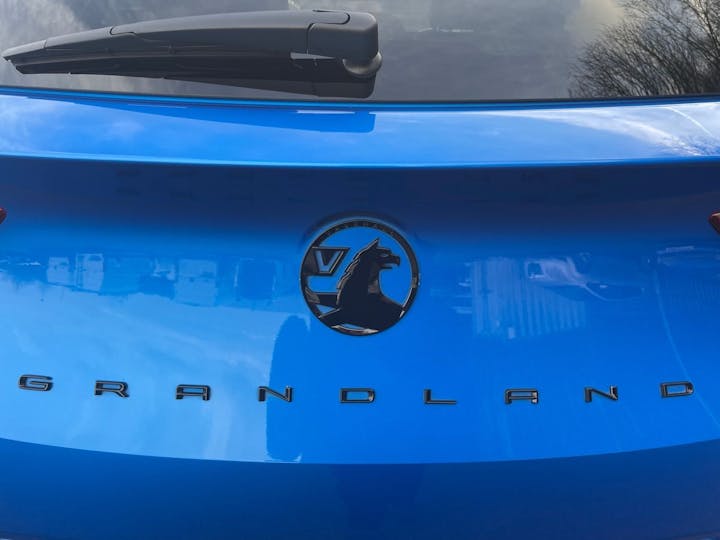 Blue Vauxhall Grandland 1.6 14.2kwh Ultimate Auto Euro 6 (s/s) 5dr 2023