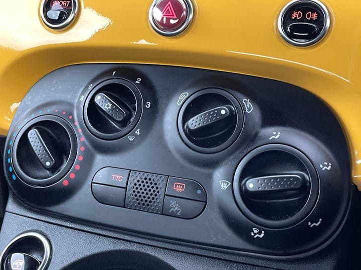 Yellow Abarth 595 1.4 T-jet 70th Euro 6 3dr 2019