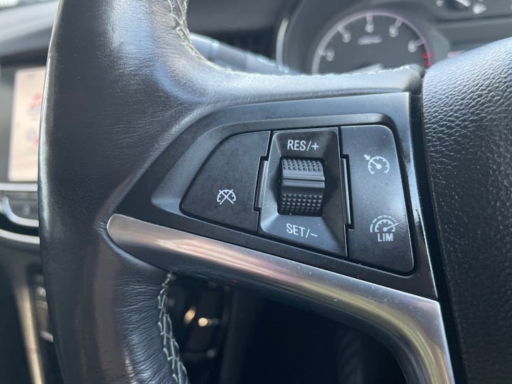 Grey Vauxhall Mokka X 1.4i Turbo Elite Nav Auto Euro 6 5dr 2018