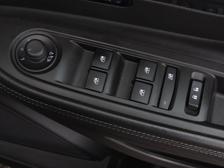 Black Vauxhall Mokka X Elite S/S 2018