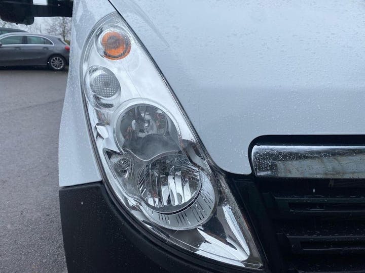 White Vauxhall Movano 2.3 CDTi 3500 FWD L3 H1 Euro 6 4dr (20m3) 2018