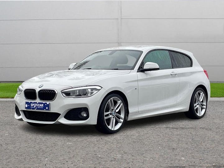 White BMW 1 Series 1.6 118i M Sport Auto Euro 6 (s/s) 3dr 2015