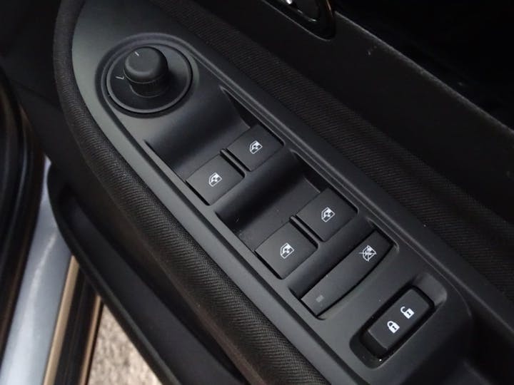 Grey Vauxhall Mokka X 1.6 CDTi Ecotec D Design Nav SUV 5dr Diesel Euro 6 (s/s) (136 Ps) 2019
