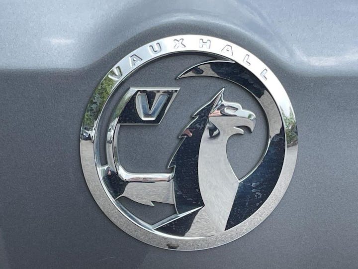 Grey Vauxhall Insignia 2.0 Turbo D Blueinjection Tech Line Nav Sports Tourer Euro 6 (s/s) 5dr 2018