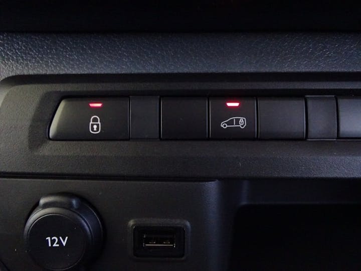 Black Vauxhall Vivaro 2.0 Turbo D 3100 Sportive Panel Van 5dr Diesel Manual L2 H1 Euro 6 (s/s) (145 Ps) 2022