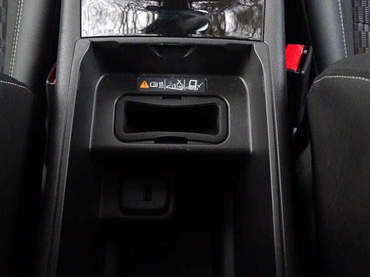 Black Vauxhall Insignia Grand Sport SRi Nav 2017