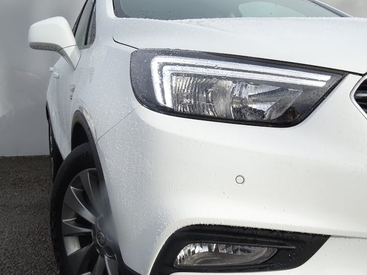 White Vauxhall Mokka X Elite Ecotec S/S 2017