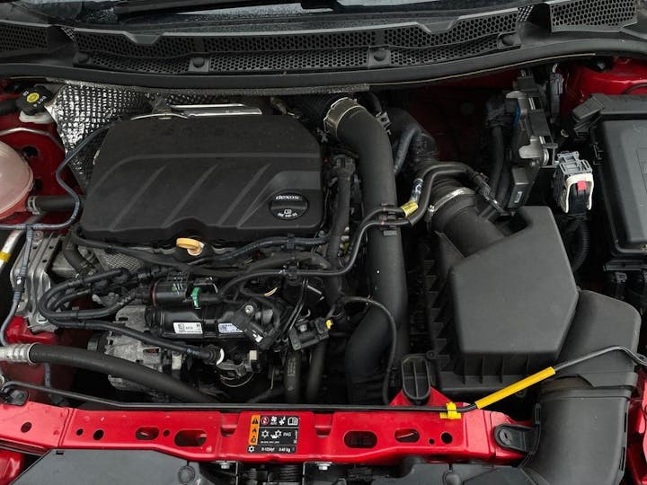 Red Vauxhall Astra 1.2 Turbo SRi Vx Line Nav Euro 6 (s/s) 5dr 2020
