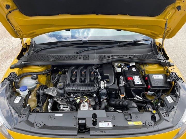Yellow Peugeot 208 1.2 Puretech Active Premium Euro 6 (s/s) 5dr 2022