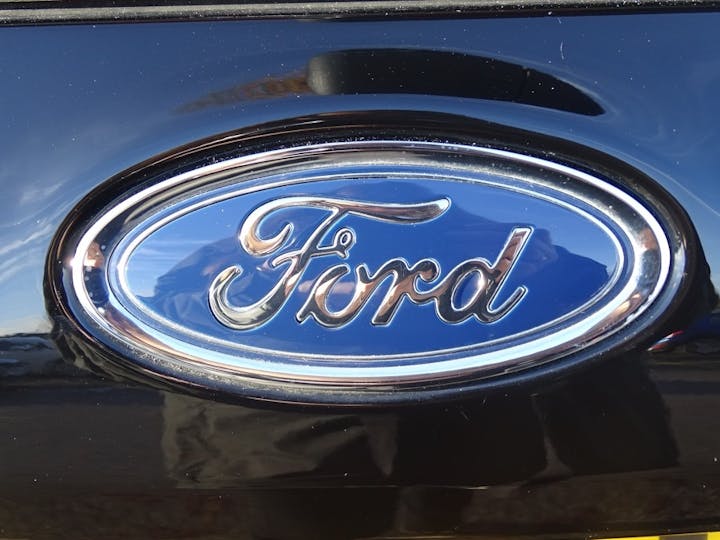Black Ford Fiesta ST-Line 2019