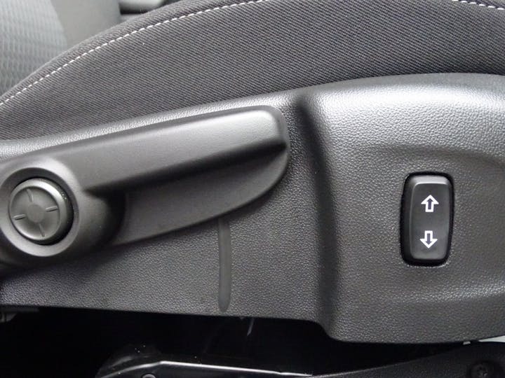Grey Vauxhall Insignia 1.5 Turbo D SE Nav Grand Sport Euro 6 (s/s) 5dr 2020