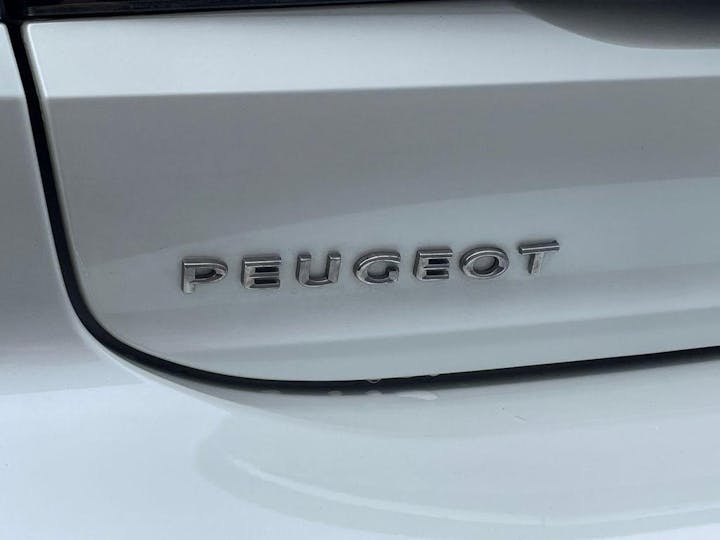 White Peugeot 508 2.0 Bluehdi GT Fastback Eat Euro 6 (s/s) 5dr 2018
