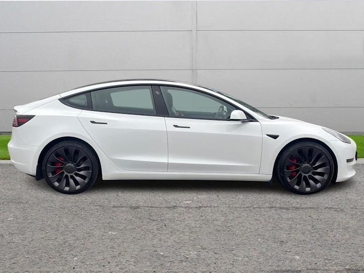 White Tesla Model 3 (dual Motor) Performance Auto 4wde 4dr (performance Upgrade) 2021