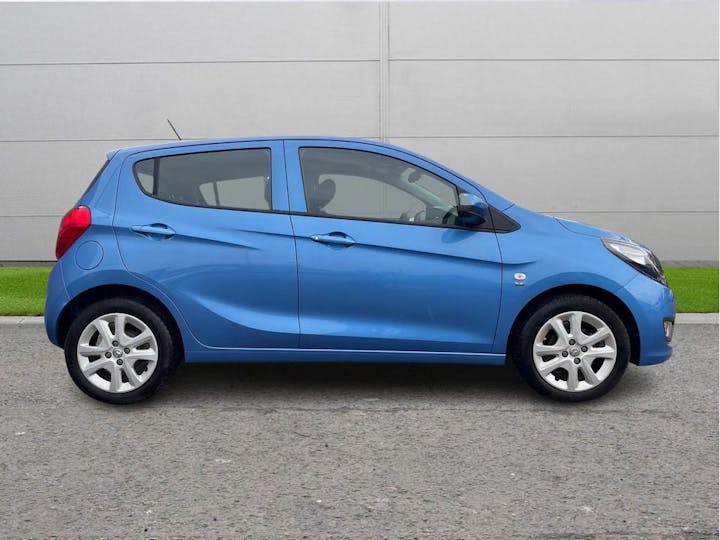 Blue Vauxhall Viva 1.0i SE Euro 6 5dr (a/c) 2018