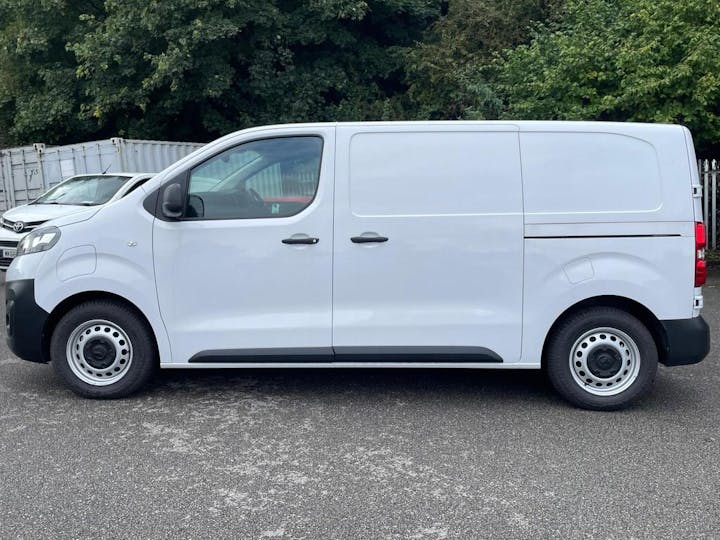 White Vauxhall Vivaro E 3100 75kwh Prime Auto L2 H1 6dr (7.4kw Charger) 2023