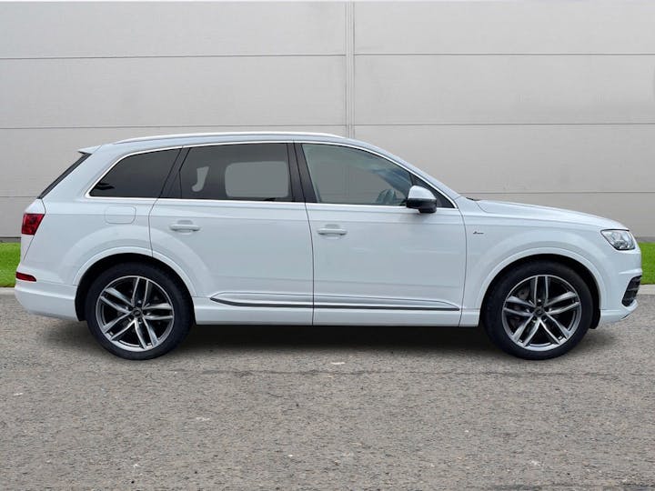 White Audi Q7 3.0 TDI V6 50 S Line Tiptronic Quattro Euro 6 (s/s) 5dr 2019