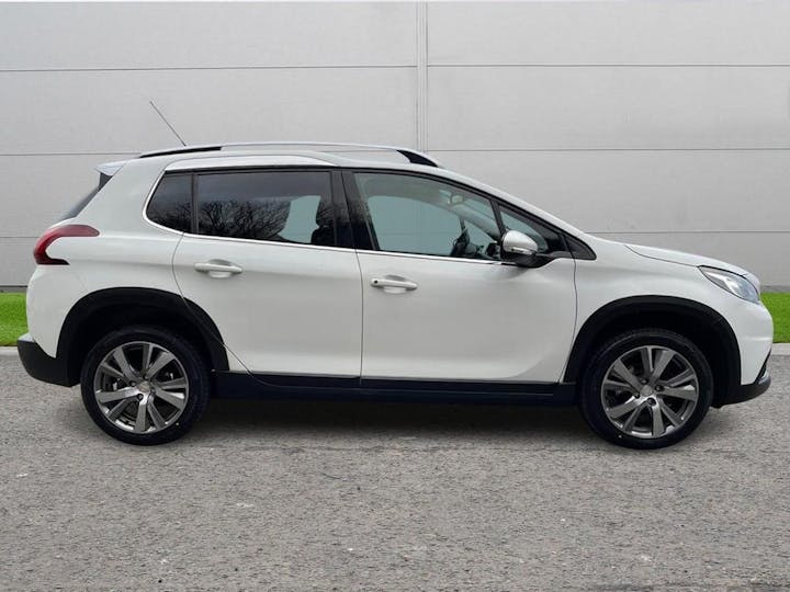 White Peugeot 2008 1.6 Bluehdi Allure Euro 6 (s/s) 5dr 2017