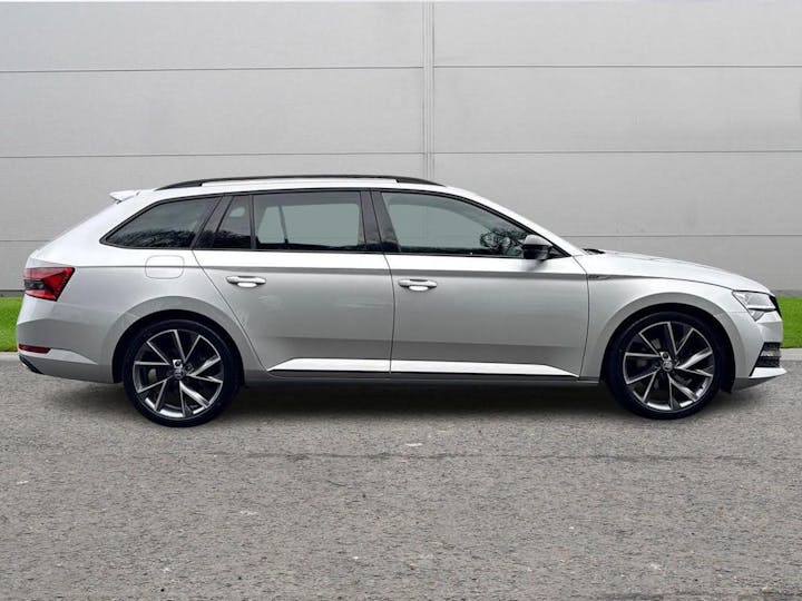 Silver ŠKODA Superb 1.5 TSI Act Sportline Plus DSG Euro 6 (s/s) 5dr 2019