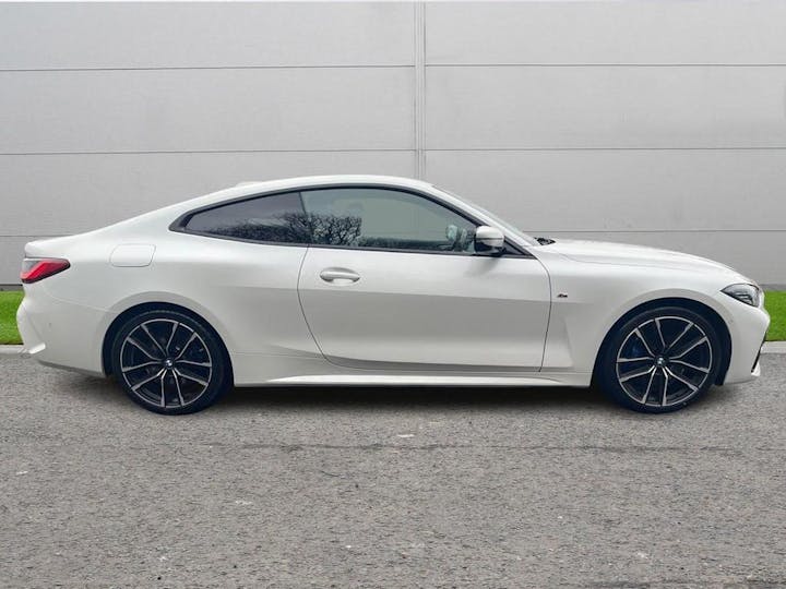 White BMW 4 Series 2.0 420i M Sport Auto Euro 6 (s/s) 2dr 2021