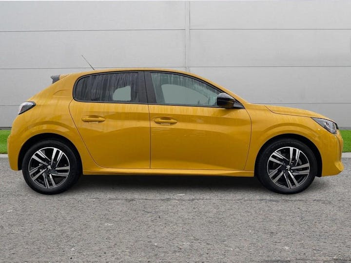 Yellow Peugeot 208 1.2 Puretech Active Premium + Euro 6 (s/s) 5dr 2023