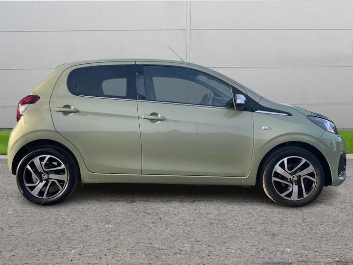 Green Peugeot 108 1.0 Collection Euro 6 (s/s) 5dr 2020