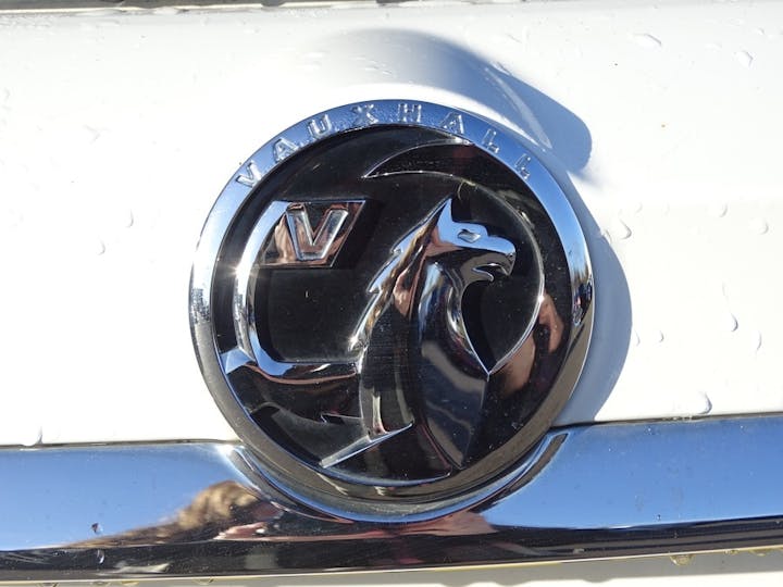 White Vauxhall Mokka X Elite Nav Ecotec S/S 2018