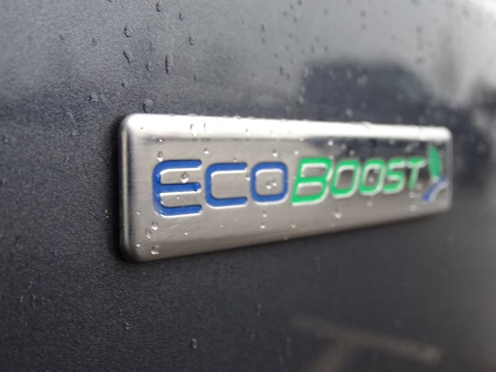 Grey Ford Ecosport Titanium S 2017