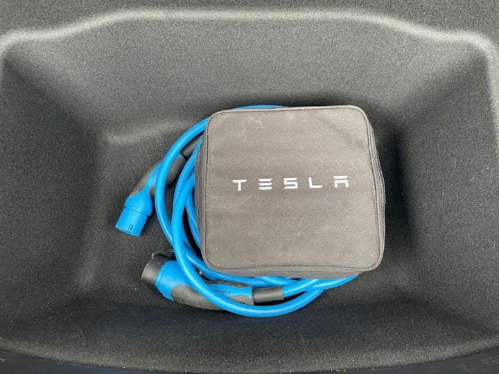 White Tesla Model 3 Standard Range Plus Auto Rwd 4dr 2021