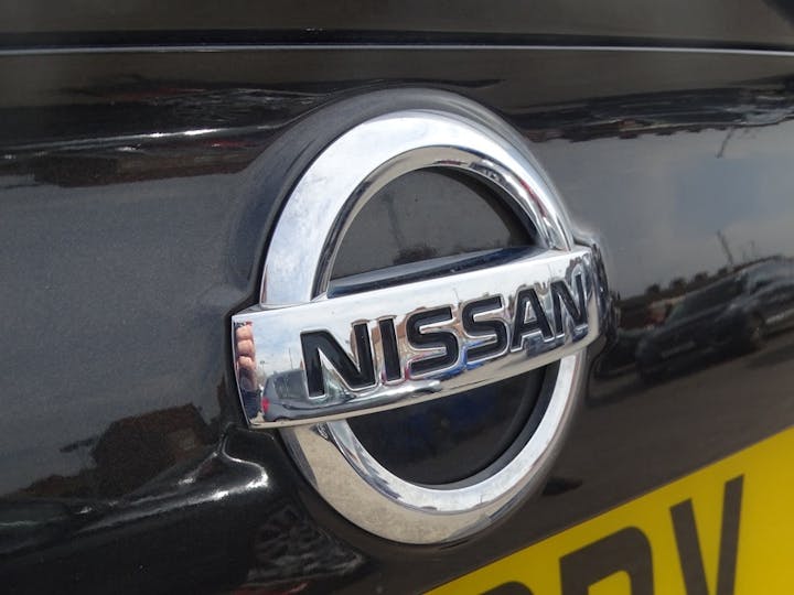 Black Nissan Qashqai DCi Tekna Plus 2019