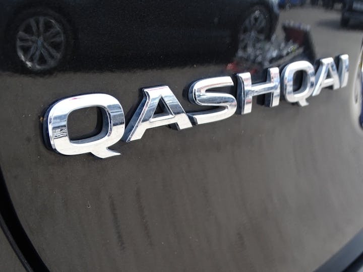 Black Nissan Qashqai DCi Tekna Plus 2019