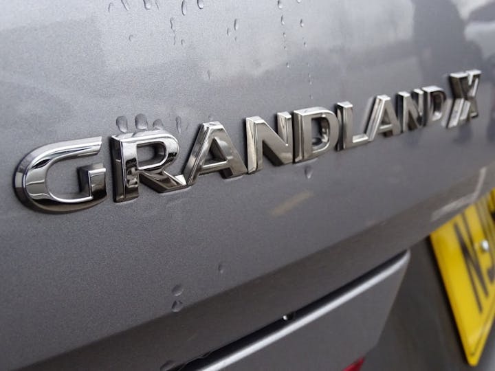 Grey Vauxhall Grandland X Sport Nav S/S 2018