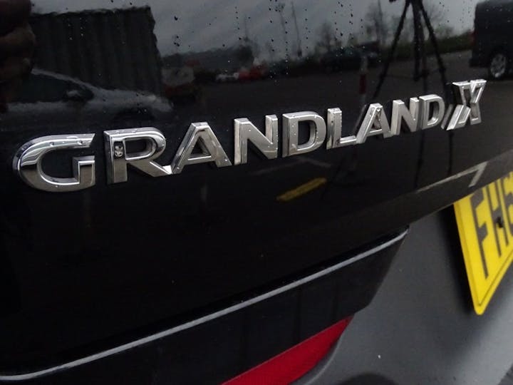 Black Vauxhall Grandland X Sport Nav S/S 2019